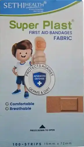 Super Plast First Aid Bandages Fabric (Protects Against Germs & Dirt) – 100 Strips (19mm x 72mm)